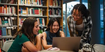 Latest Changes to US College Admissions: Testing Requirements in 2025 - Cover Image
